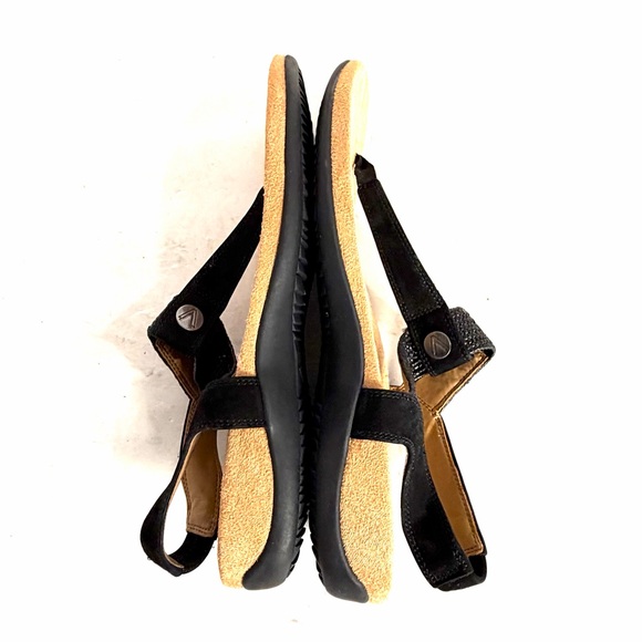 Vionic Brea Black Suede Leather Toe Post Slingback Sandal Womens Size 10 - Picture 8 of 10